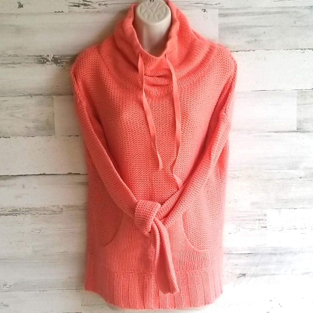 ❤️‍🔥SOLD❤️‍🔥🌼Rue21🌼 Knitted sweater.